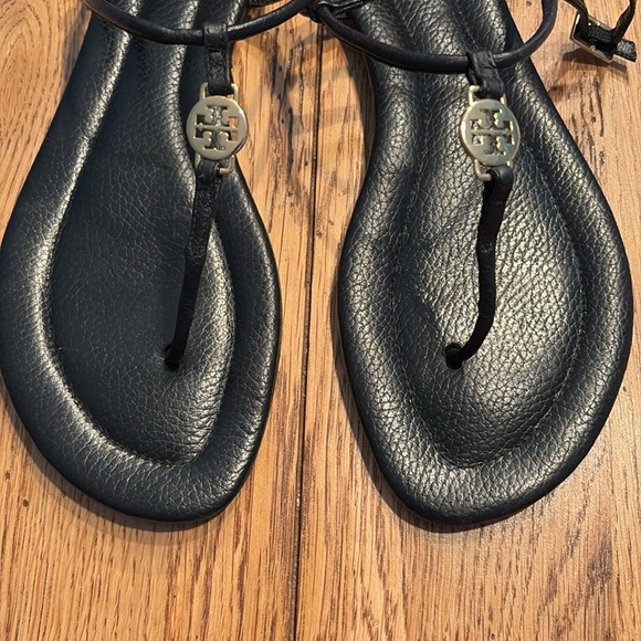 NIB Tory Burch Emmy Sandal. Size 11 - Picture 4 of 7